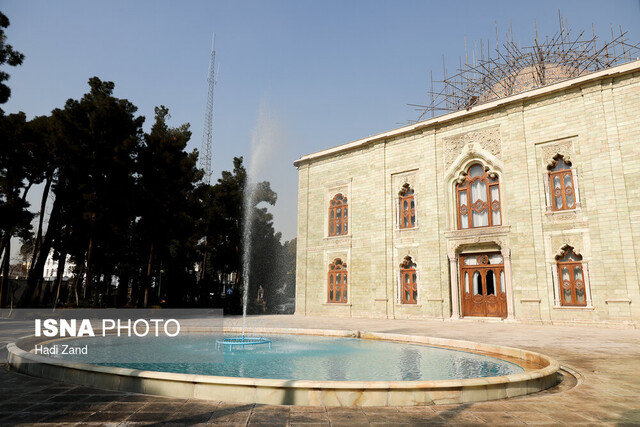 کاخی که درب آن روی خبرنگاران باز شد